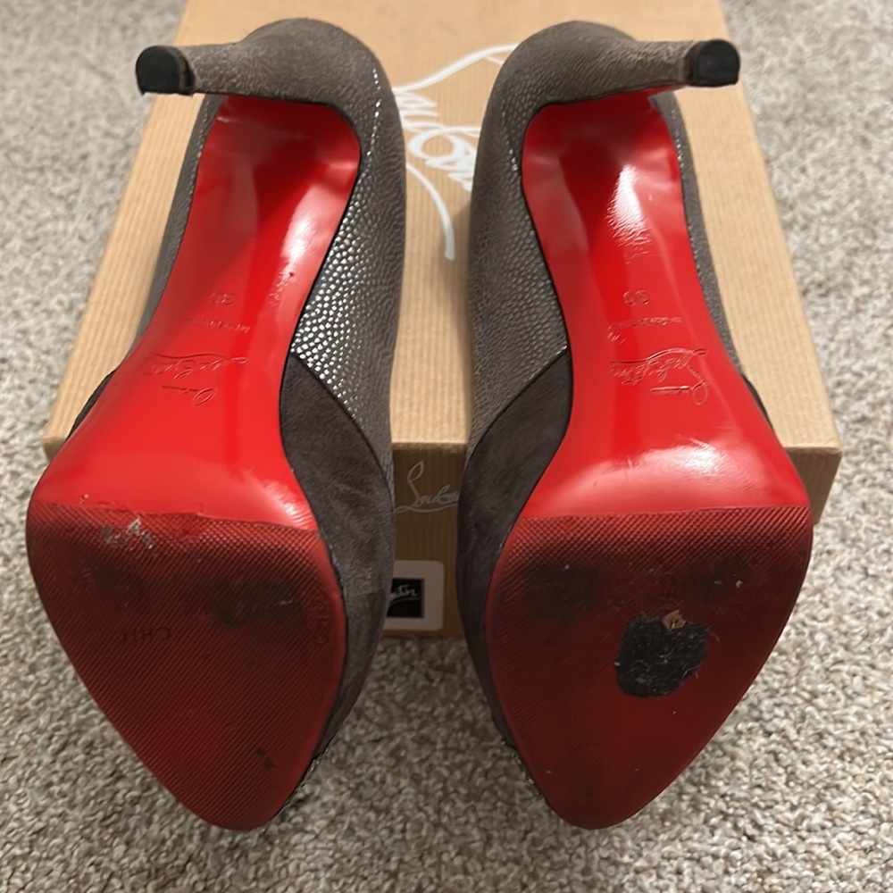 Christian Louboutin Maggie 140 Suede Chain Toe size 36/6 - Picture 4 of 6